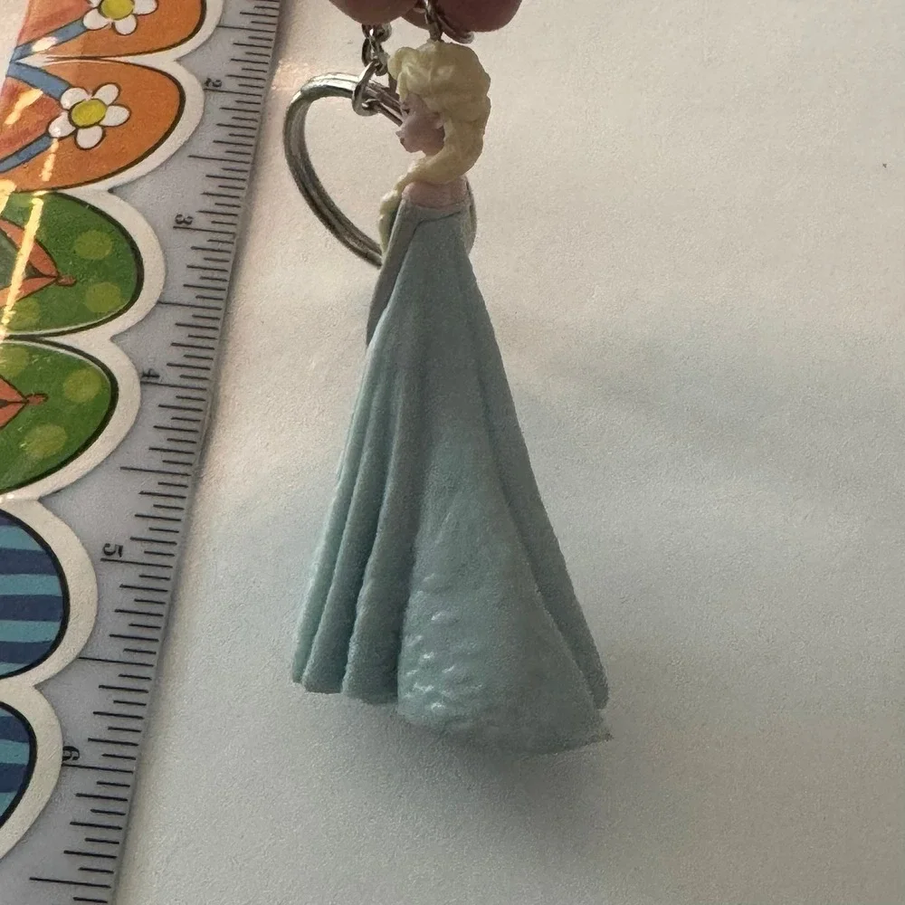 Disney Frozen Elsa Blue‎ Ice Princess Dress Keychain